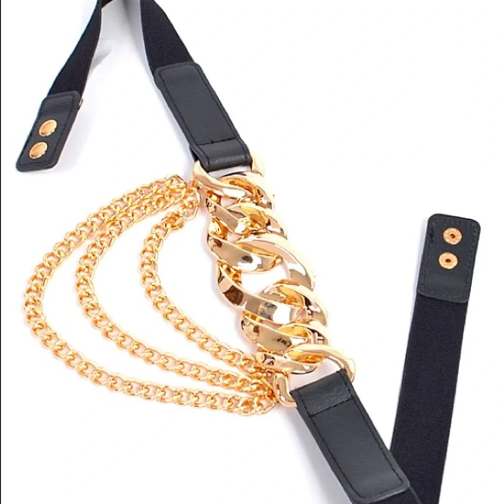 Oversized Gold Metal Chain W/Layered Chains Statement Belt